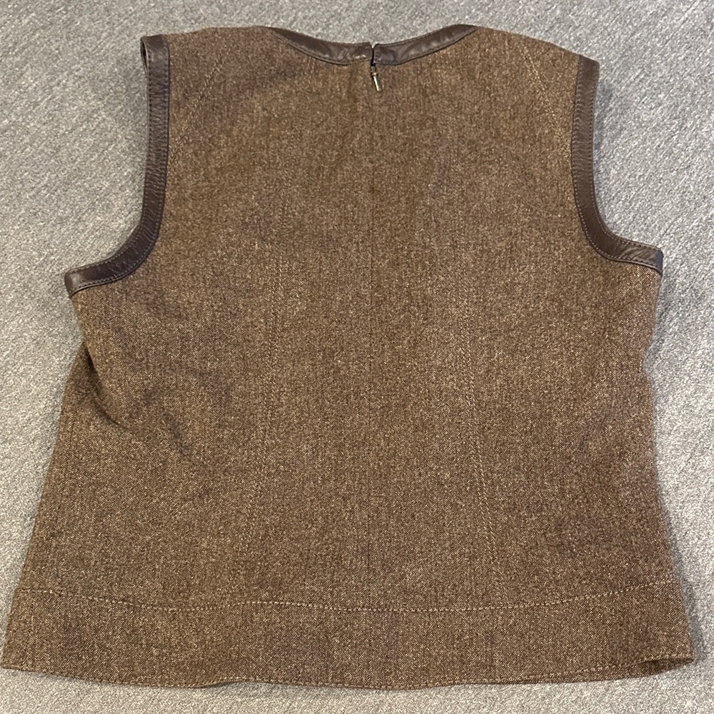 DKNY Chocolate Brown Sleeveless Tank Top With Leather Trim - Picture 5 of 6